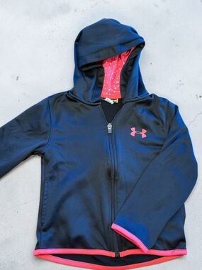 Under Armour Girls Hoodie Zip Jacket Black Pink Logo Size 5

⸻